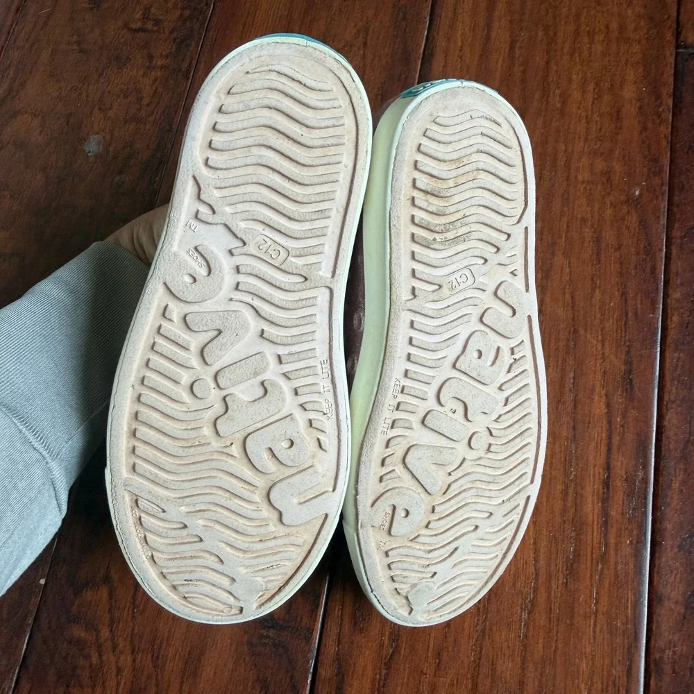 Native Jefferson Slip On Shoes Kids C12 Pink Glitter Sparkly Play Beach READ